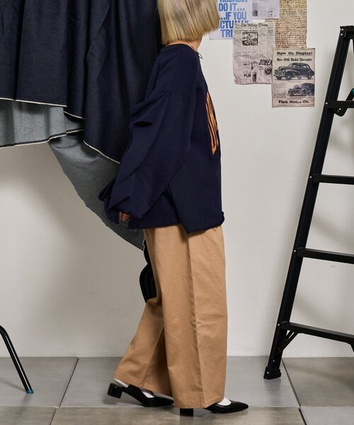 etsinta(エシンタ)の「【etsinta】リメイクフリルオーバースウェット(Tシャツ/カットソー・レディース・ライトグレー/グレー/ネイビー・ONE SIZE)」の14枚目の写真