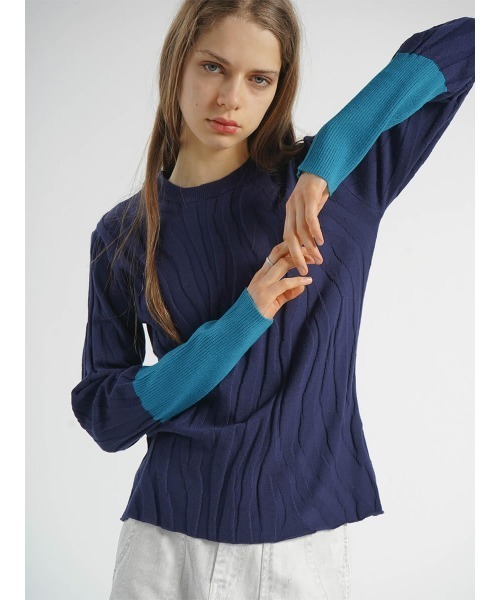 :ETHROF(イーサオブ)の「BI-COLOR JACQUARD KNIT (ROUND NECK)(ニット/セーター・レディース・ブラック/ブルー/ネイビー・FREE)」の20枚目の写真