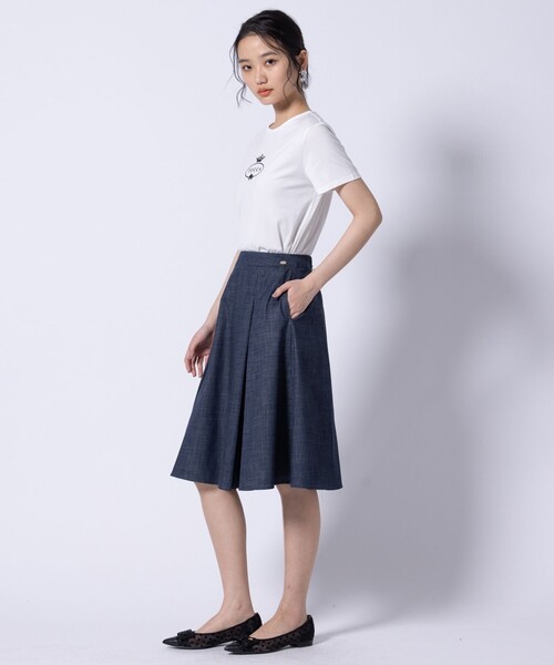 TOCCA（トッカ）の「HALLMARK FLOCKY LOGO TEE Tシャツ（Tシャツ/カットソー・レディース・アイボリー系/ブルー系/ベージュ系・SMALL/MEDIUM）」の12枚目の写真