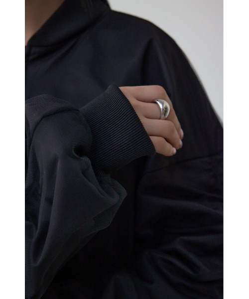 AZUL by moussy(アズールバイマウジー)の「チュールドッキングブルゾン 春服 秋服(ブルゾン・レディース・アイボリー/ブラック/グレー・FREE)」の13枚目の写真