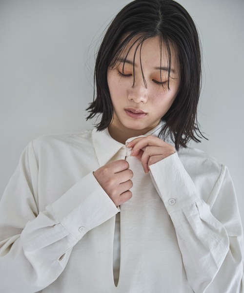 feepur(フェピュール)の「ピーチスキン2wayスキッパーシャツ(シャツ/ブラウス・レディース・アイボリー/ブラック・MEDIUM)」の17枚目の写真