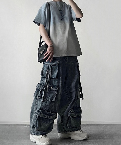 ADRER（アドラー）の「vintage design gradation relax fit T shirt / ヴィンテージデザイングラデーションリラックスフィットTシャツ（Tシャツ/カットソー・メンズ・ブラック/ライトブルー/ライトグレー/ピンク/ブラウン・XS/L/M/S）」の12枚目の写真