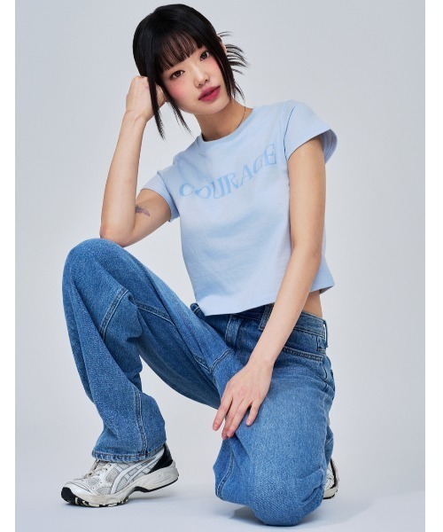 ACOVER（オコボ）の「A'GEM/9 × .kom 『ACOVER/オコボ』 Courage Lettering Short Sleeve T-Shirt/カレッジレタリング半袖Tシャツ（Tシャツ/カットソー・レディース・ホワイト/ライトグレー/ブルー/ブラック・FREE）」の21枚目の写真