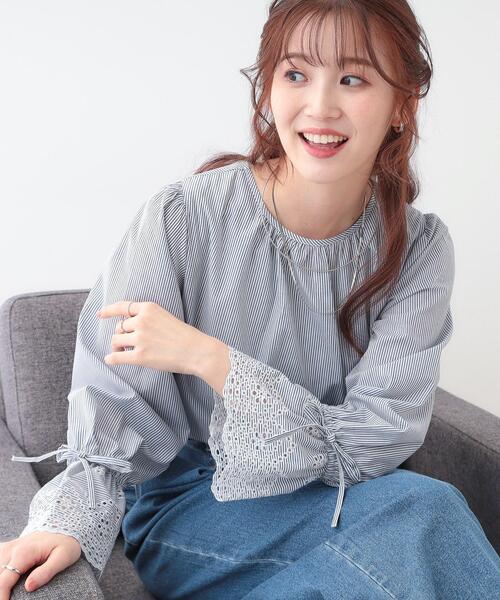 DRESKIP(ドレスキップ)の「【S-LL/前後2WAY/洗濯後しわになりにくい】お袖刺繍レースブラウス(シャツ/ブラウス・レディース・オフホワイト/ネイビー系2/ベージュ/ネイビー・01/02/03/04)」の4枚目の写真