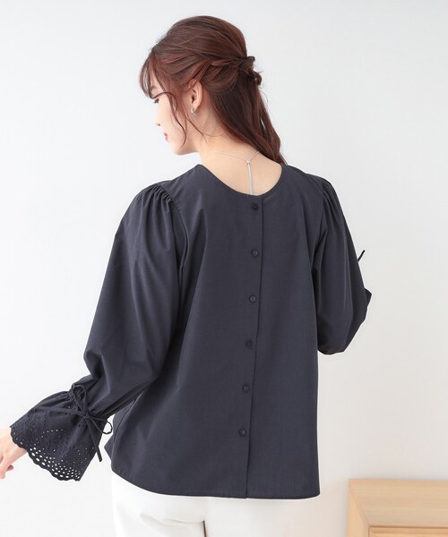 DRESKIP(ドレスキップ)の「【S-LL/前後2WAY/洗濯後しわになりにくい】お袖刺繍レースブラウス(シャツ/ブラウス・レディース・オフホワイト/ネイビー系2/ベージュ/ネイビー・01/02/03/04)」の19枚目の写真