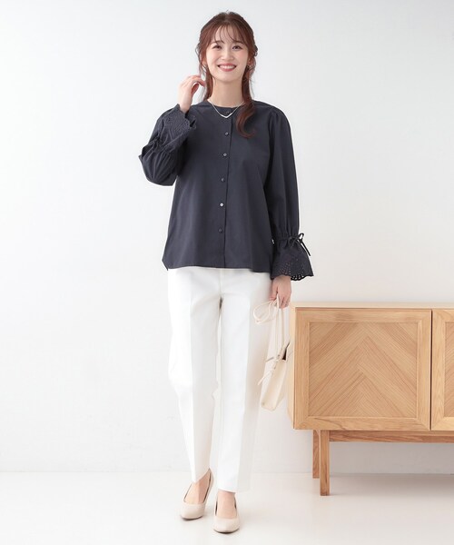 DRESKIP(ドレスキップ)の「【S-LL/前後2WAY/洗濯後しわになりにくい】お袖刺繍レースブラウス(シャツ/ブラウス・レディース・オフホワイト/ネイビー系2/ベージュ/ネイビー・01/02/03/04)」の20枚目の写真