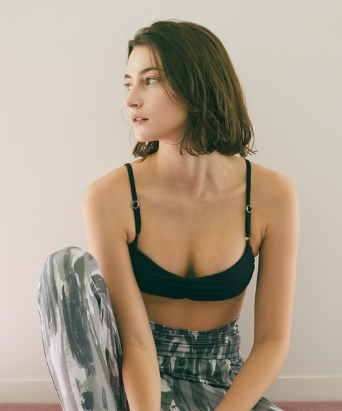 Julier Yoga and Relax（ジュリエヨガアンドリラックス）の「Julier YOGA FITバンドゥブラトップ（その他トップス・レディース・グレー/キャメル/ラベンダー/ブラック・1/0）」の11枚目の写真