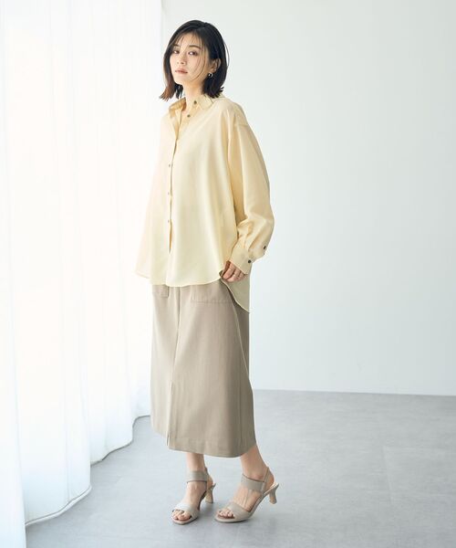 YECCA VECCA（イェッカヴェッカ）の「サイドスリットシアーシャツ（シャツ/ブラウス・レディース・チャコールグレー/ライトベージュ/イエロー/ミント・FREE）」の11枚目の写真