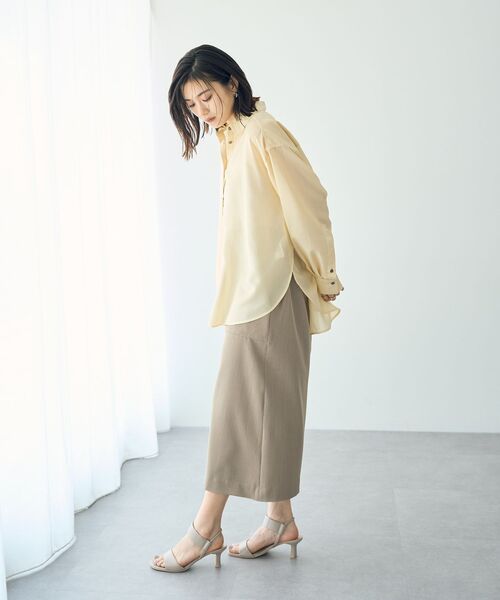 YECCA VECCA（イェッカヴェッカ）の「サイドスリットシアーシャツ（シャツ/ブラウス・レディース・チャコールグレー/ライトベージュ/イエロー/ミント・FREE）」の12枚目の写真