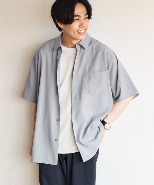 GLOBAL WORK(グローバルワーク)の「サラサマ快適シャツ/レギュラーカラー/半袖/286395(シャツ/ブラウス・メンズ・ブラック系1/ブラック系/グレイッシュブルー/ブルー系その他6/チャコールグレー/ブルー/グレー/ブルー系その他7/ホワイト/グレイッシュベージュ/ブラウン/ネイビー・LARGE/MEDIUM/X-LARGE/SMALL/3XL/XX-LARGE/X-SMALL)」の5枚目の写真