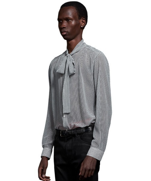 GalaabenD（ガラアーベント）の「Over Dots tiny Ribbon Shirt オーバードットタイニーリボンシャツ（Tシャツ/カットソー・メンズ・ホワイト/ブラック・44/46/48）」の3枚目の写真