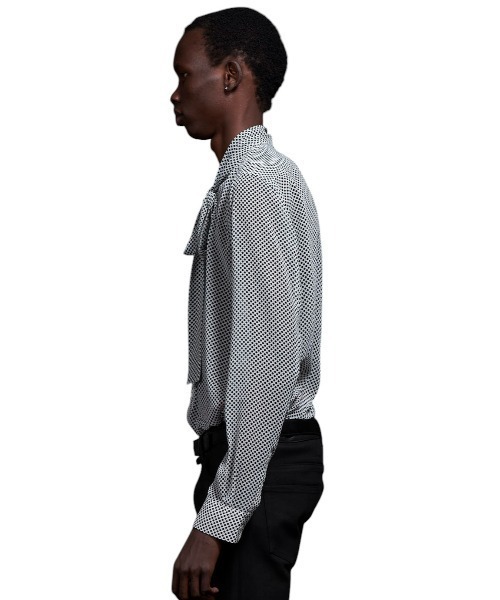GalaabenD（ガラアーベント）の「Over Dots tiny Ribbon Shirt オーバードットタイニーリボンシャツ（Tシャツ/カットソー・メンズ・ホワイト/ブラック・44/46/48）」の4枚目の写真