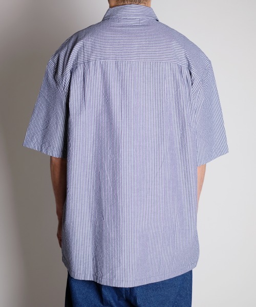 R.(rehacer)（アールドット（レアセル））の「R. : Retro Stripe Box S/S Loose Shirt（シャツ/ブラウス・メンズ・ブルー系その他/ホワイト系その他・MEDIUM/LARGE）」の7枚目の写真