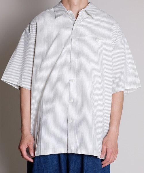 R.(rehacer)（アールドット（レアセル））の「R. : Retro Stripe Box S/S Loose Shirt（シャツ/ブラウス・メンズ・ブルー系その他/ホワイト系その他・MEDIUM/LARGE）」の13枚目の写真