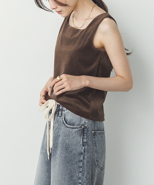 hunch（ハンチ）の「ベロア スクエアタンクトップ（タンクトップ・レディース・ライム/モカ/ダークオリーブ/ブラウン/ネイビー/ベージュ・FREE）」の12枚目の写真