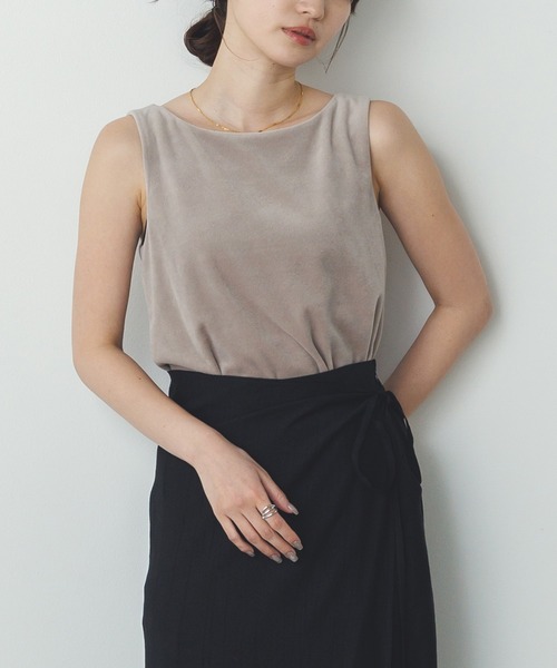 hunch（ハンチ）の「ベロア スクエアタンクトップ（タンクトップ・レディース・ライム/モカ/ダークオリーブ/ブラウン/ネイビー/ベージュ・FREE）」の16枚目の写真
