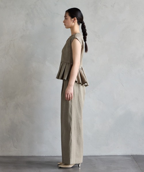 【新品未使用】ジャカードVネックペプラムブラウス×ハイウエストパンツセットアップ ふくれジャカードVネックペプラムブラウス×ワイドストレート