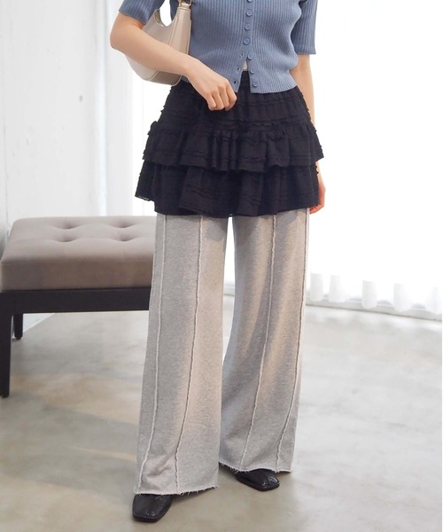 tiptop（ティップトップ）の「段々フリルレースミニスカパン（スカート・レディース・ブラック/オフホワイト・FREE）」の2枚目の写真