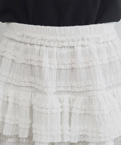 tiptop（ティップトップ）の「段々フリルレースミニスカパン（スカート・レディース・ブラック/オフホワイト・FREE）」の3枚目の写真
