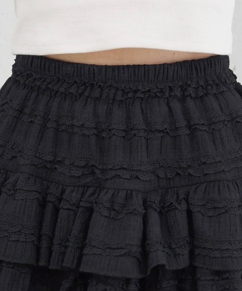 tiptop（ティップトップ）の「段々フリルレースミニスカパン（スカート・レディース・ブラック/オフホワイト・FREE）」の6枚目の写真