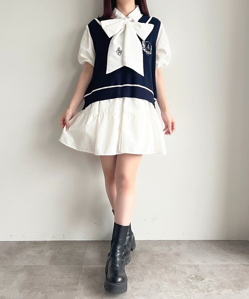 apres jour(アプレジュール)の「刺繍エンブレムニットベスト(ベスト・レディース・アイボリー/ネイビー/グレー・X-LARGE/フリー)」の10枚目の写真
