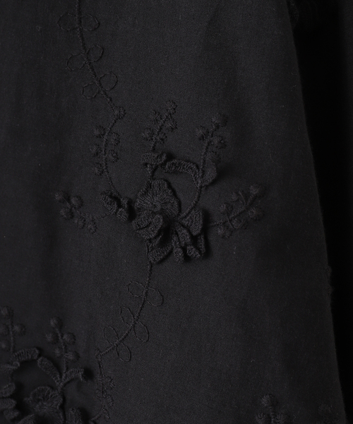 crinkle crinkle crinkle(クリンクルクリンクルクリンクル)の「【crinkle crinkle crinkle】 3D embroidery bolero:ボレロ(その他アウター・レディース・ブラック/ホワイト・FREE)」の10枚目の写真
