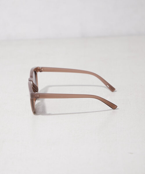 BIRTHDAY BAR（バースデイバー）の「ウエリントン型サングラス（サングラス・レディース・ベージュ/ダークブラウン・0）」の4枚目の写真
