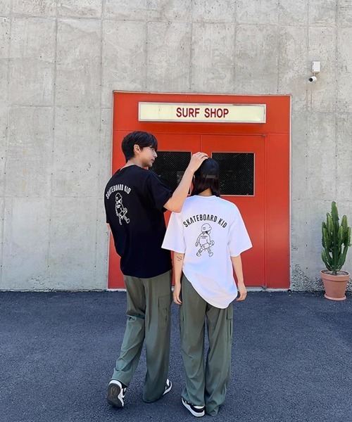 NOWLE(ノウル)の「【NOWLE】ゆるかわ スケートボード KID プリント 半袖 Tシャツ(Tシャツ/カットソー・メンズ・ブラック/ホワイト・X-LARGE/LARGE/MEDIUM)」の14枚目の写真