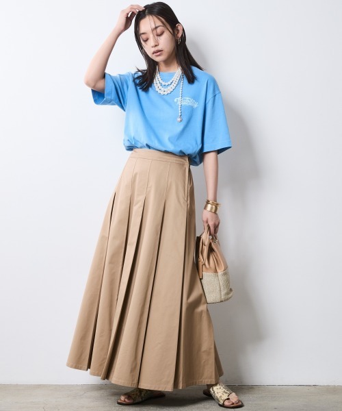 CHIC STYLE（シックスタイル）の「ピグメント染バックロゴプリントTシャツ＜大きいサイズ有＞シックスタイル（Tシャツ/カットソー・レディース・ブルー/スミクロ・3L/LL/L/M/5L/4L）」の7枚目の写真