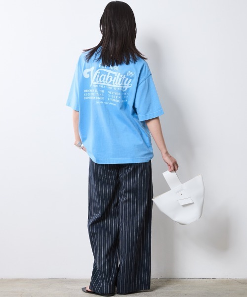 CHIC STYLE（シックスタイル）の「ピグメント染バックロゴプリントTシャツ＜大きいサイズ有＞シックスタイル（Tシャツ/カットソー・レディース・ブルー/スミクロ・3L/LL/L/M/5L/4L）」の9枚目の写真