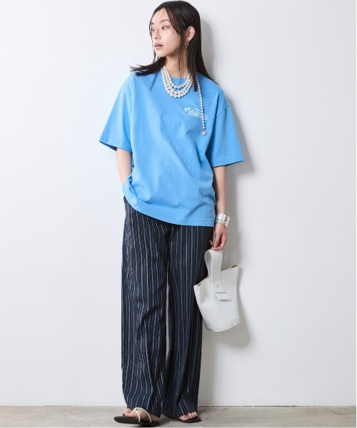 CHIC STYLE（シックスタイル）の「ピグメント染バックロゴプリントTシャツ＜大きいサイズ有＞シックスタイル（Tシャツ/カットソー・レディース・ブルー/スミクロ・3L/LL/L/M/5L/4L）」の12枚目の写真