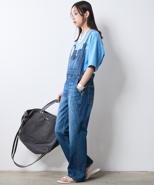 CHIC STYLE（シックスタイル）の「ピグメント染バックロゴプリントTシャツ＜大きいサイズ有＞シックスタイル（Tシャツ/カットソー・レディース・ブルー/スミクロ・3L/LL/L/M/5L/4L）」の19枚目の写真