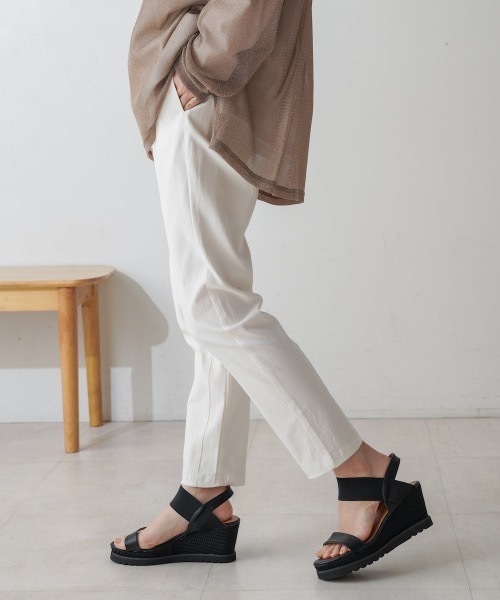 Bou Jeloud（ブージュルード）の「【接触冷感／UVカット】UV/COOL HAKIYASE+（その他パンツ・レディース・パープル/インディゴブルー/オフホワイト/カーキ/ブラック・X-LARGE/LARGE/MEDIUM/SMALL）」の2枚目の写真