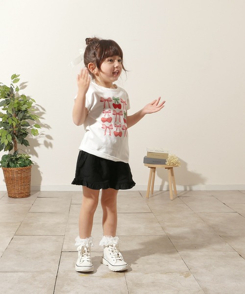 Rora（ローラ）の「チェリーポップ T（Tシャツ/カットソー・キッズ・チャコールグレー/レッド・110cm/120cm/130cm/140cm/150cm）」の9枚目の写真