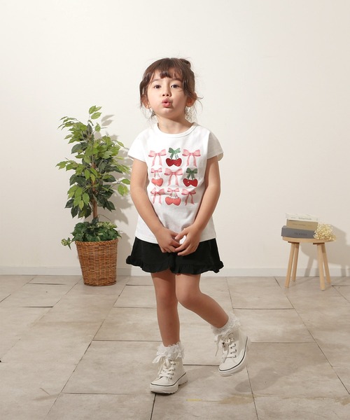 Rora（ローラ）の「チェリーポップ T（Tシャツ/カットソー・キッズ・チャコールグレー/レッド・110cm/120cm/130cm/140cm/150cm）」の4枚目の写真