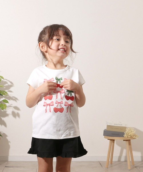 Rora（ローラ）の「チェリーポップ T（Tシャツ/カットソー・キッズ・チャコールグレー/レッド・110cm/120cm/130cm/140cm/150cm）」の7枚目の写真