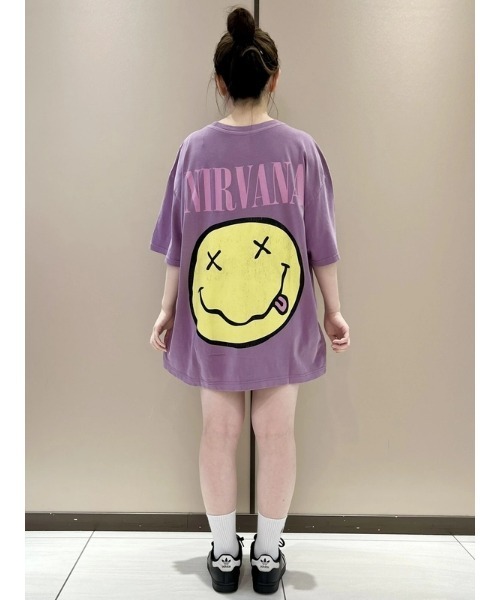 ○ニルヴァーナ リラックス グラフィックTシャツ/NIRVANA SMILE（T
