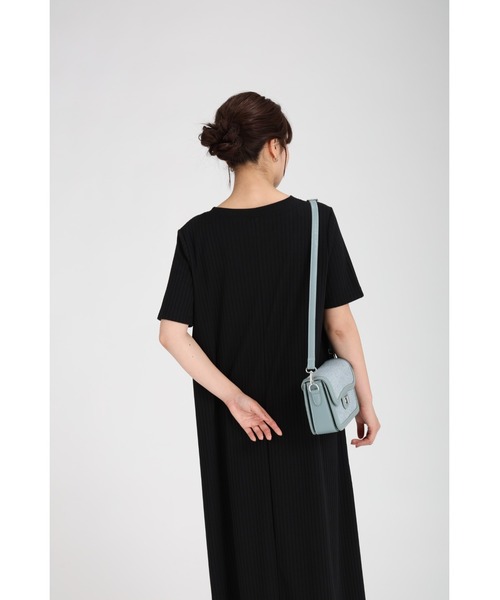 fifth（フィフス）の「【汗ジミ防止】リブワンピース（ワンピース・レディース・ブラック/グレイッシュベージュ・XS/M）」の5枚目の写真