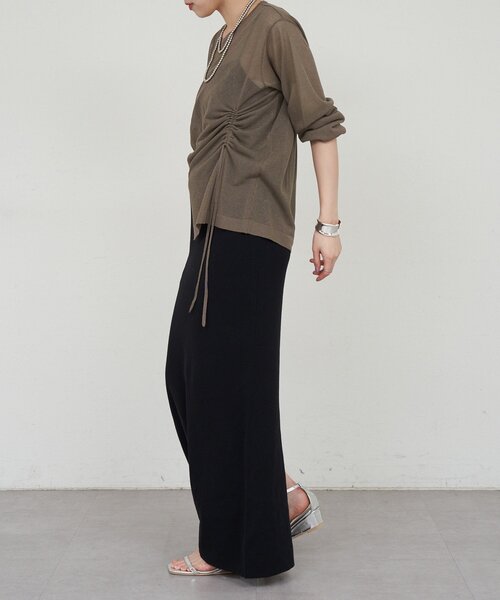 SHENERY（シーナリー）の「ギャザーシアーニット（ニット/セーター・レディース・オフホワイト/チャコールグレー・FREE）」の10枚目の写真