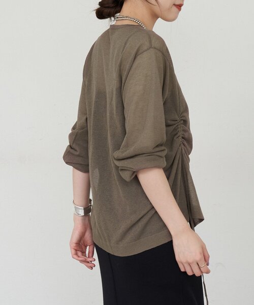 SHENERY（シーナリー）の「ギャザーシアーニット（ニット/セーター・レディース・オフホワイト/チャコールグレー・FREE）」の21枚目の写真