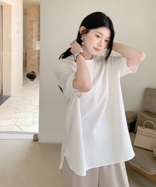 by LEGNA(バイレグナ)の「選べる2タイプ ラウンドヘムトップス(Tシャツ/カットソー・レディース・ベージュ系その他/ホワイト系/ブラック系/ホワイト/グレイッシュベージュ/ブラック・FREE)」の10枚目の写真