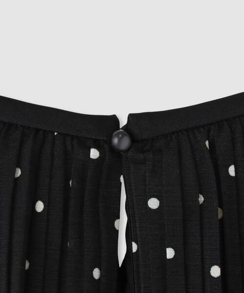 ソフトジャージドットプリーツワンピース（ワンピース）｜ANAYI