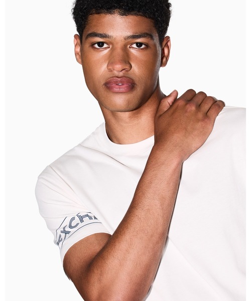 ARMANI EXCHANGE（アルマーニエクスチェンジ）の「【A|X アルマーニ エクスチェンジ】AXロゴ 半袖クルーネックTシャツ/REGULAR（Tシャツ/カットソー・メンズ・ストーン/レッド・X-LARGE/LARGE/MEDIUM/SMALL/X-SMALL/XX-LARGE）」の11枚目の写真