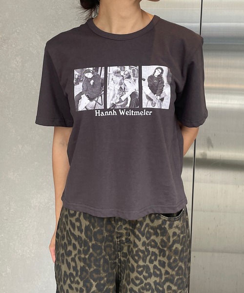 ROGER AND RAW（ロジャーアンドロウ）の「ショート丈フォトプリントTシャツ（Tシャツ/カットソー・レディース・ホワイト/チャコールグレー/ブラック・FREE）」の19枚目の写真