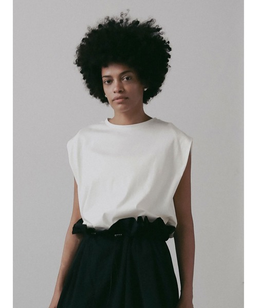 HER.（ハー）の「コットンノースリーブプルオーバー（Tシャツ/カットソー・レディース・ブラック/オフホワイト・フリー）」の2枚目の写真