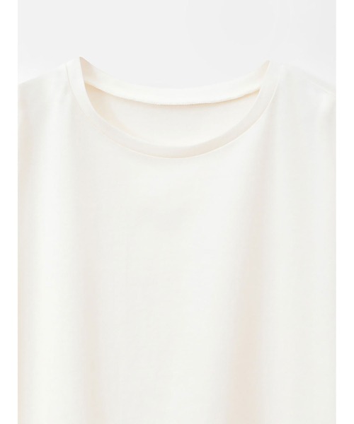 HER.（ハー）の「コットンノースリーブプルオーバー（Tシャツ/カットソー・レディース・ブラック/オフホワイト・フリー）」の14枚目の写真