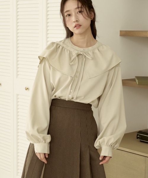 moi tytto（モイテュット）の「取り外しフリルシャツ（シャツ/ブラウス・レディース・ブラウン/ナチュラル/グレイッシュベージュ/ベージュ・FREE）」の9枚目の写真