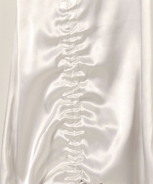 JEANASIS(ジーナシス)の「【25quee】サテンギャザーミニワンピース/592832(ワンピース・レディース・オフホワイト/グレー・FREE)」の10枚目の写真