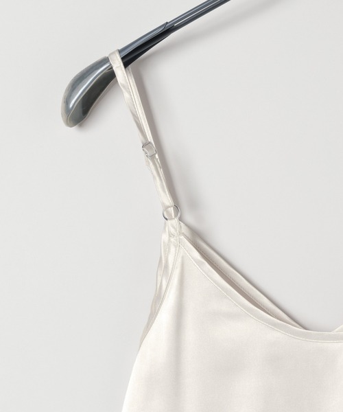 JEANASIS(ジーナシス)の「【25quee】サテンギャザーミニワンピース/592832(ワンピース・レディース・オフホワイト/グレー・FREE)」の9枚目の写真