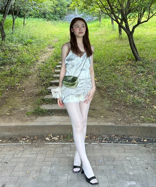 JEANASIS(ジーナシス)の「【25quee】サテンギャザーミニワンピース/592832(ワンピース・レディース・オフホワイト/グレー・FREE)」の21枚目の写真